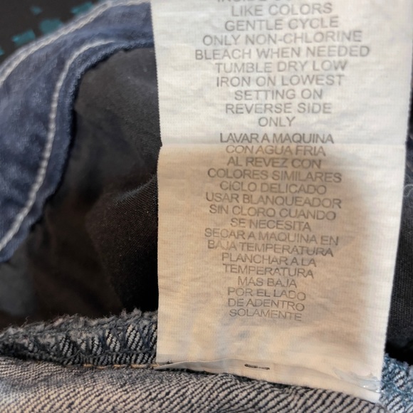 Democracy Medium Blue Wash Denim Women’s Capri Jeans Size 16! - Picture 9 of 11